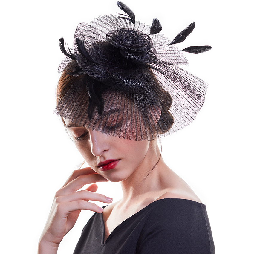 Bibi fascinator sublissime en plumes réticulées